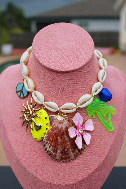 Cowrie Charm Necklace - Kennady Iris