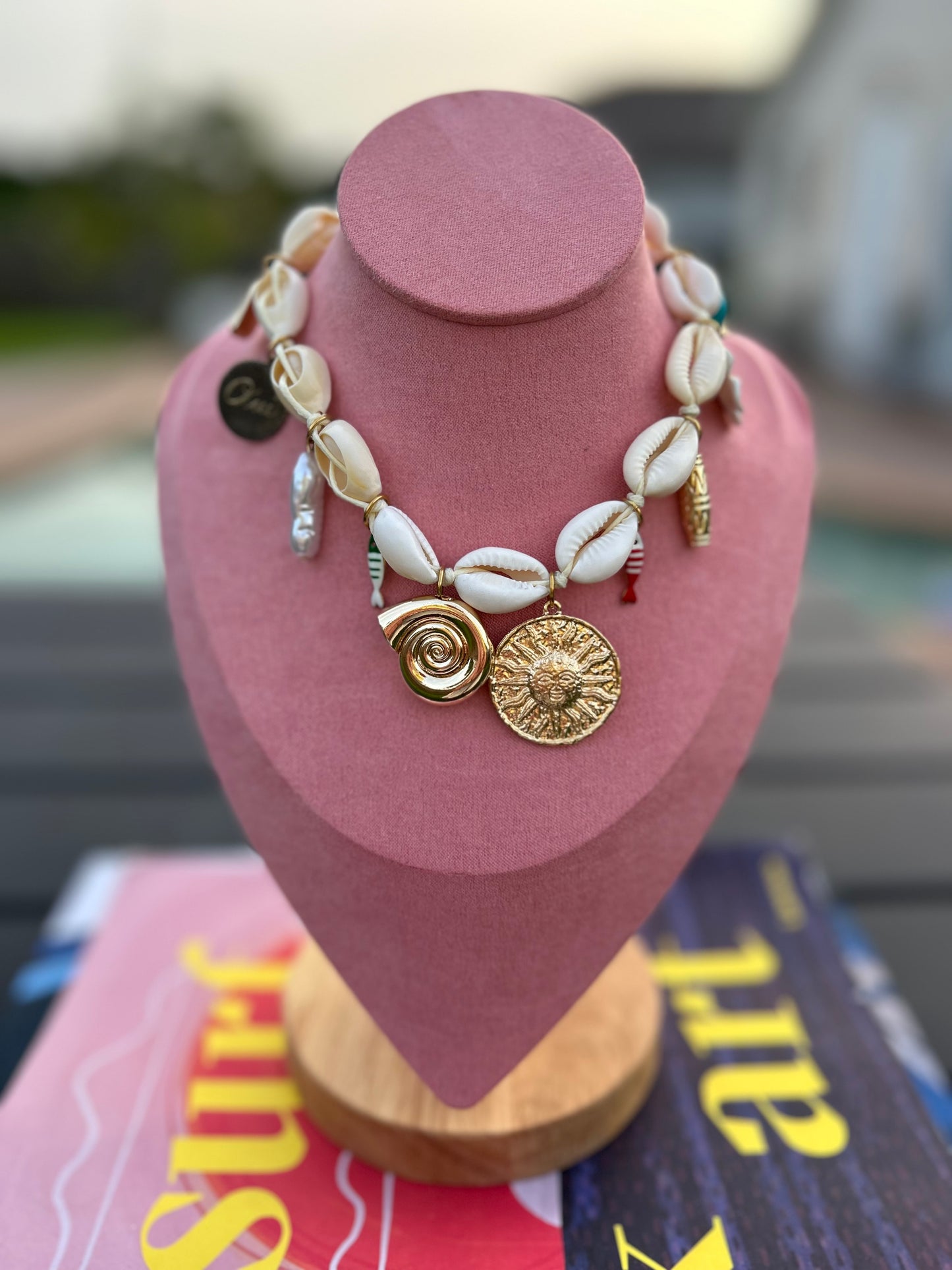 Cowrie Charm Necklace - Oui, Soleil